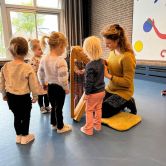 Vrolijke zomercursus Muziek op Schoot